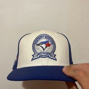 NEW ERA TORONTO BLUE JAYS FITTED HAT GREY UNDERBRIM